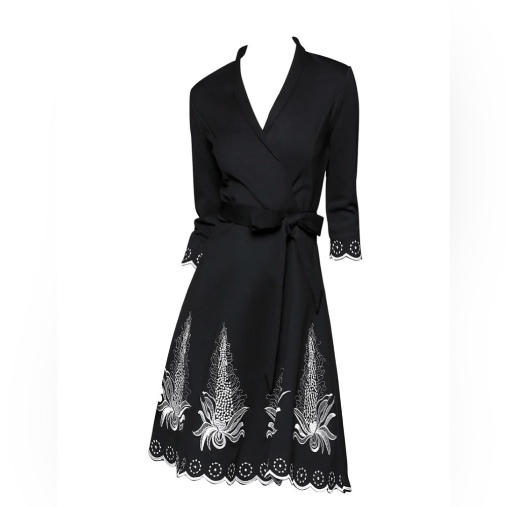 NWT Dalia MacPhee Black Embroidered Wrap Dress L
